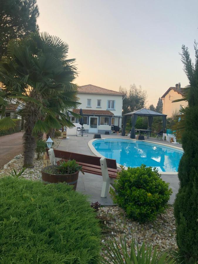 Villa Bergerac Avec Piscine エクステリア 写真
